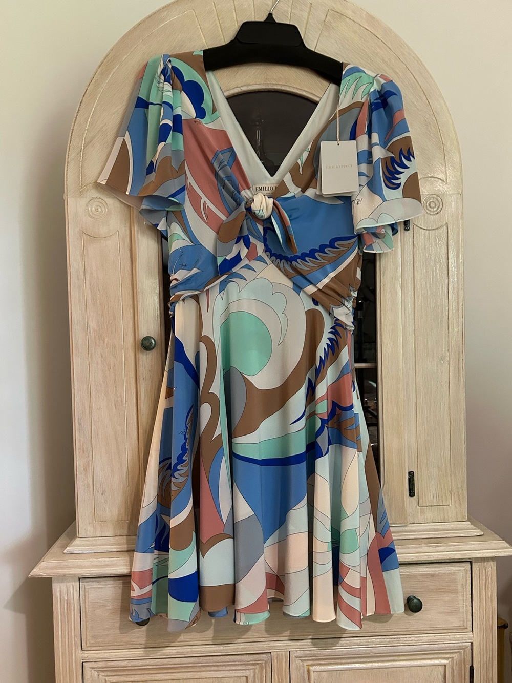 Emilio Pucci Pastel Acapulco Print Silk Tie-Front Mini Dress, Size 10 - Picture 12 of 16